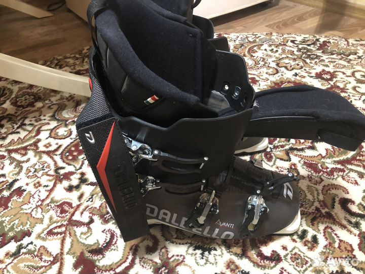 Горнолыжные ботинки