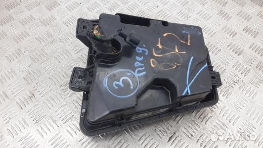 Блок предохранителей hyundai genesis (85F02M101)