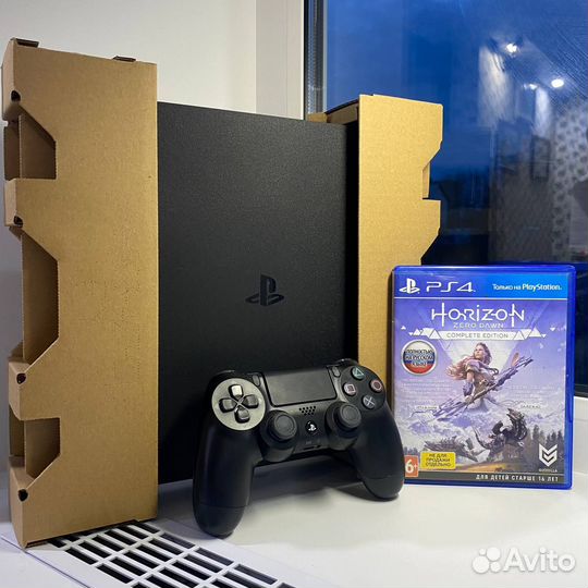Sony Playstation 4 / Slim / 500GB + диск
