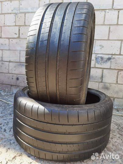 Michelin Pilot Super Sport 285/30 R20 99Y