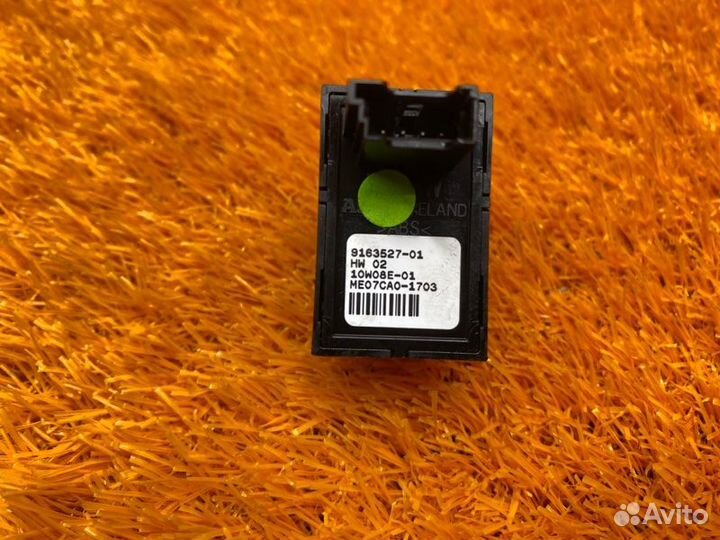 Кнопка стеклоподъемника передняя левая Bmw