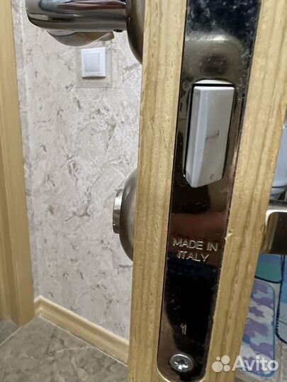 Светлые Межкомнатные двери бу комплектом