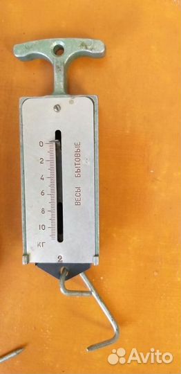 Тарелка для микроволновки и весы 2 шт