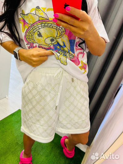 Шорты со стразами