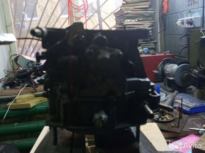 Карбюратор 21083