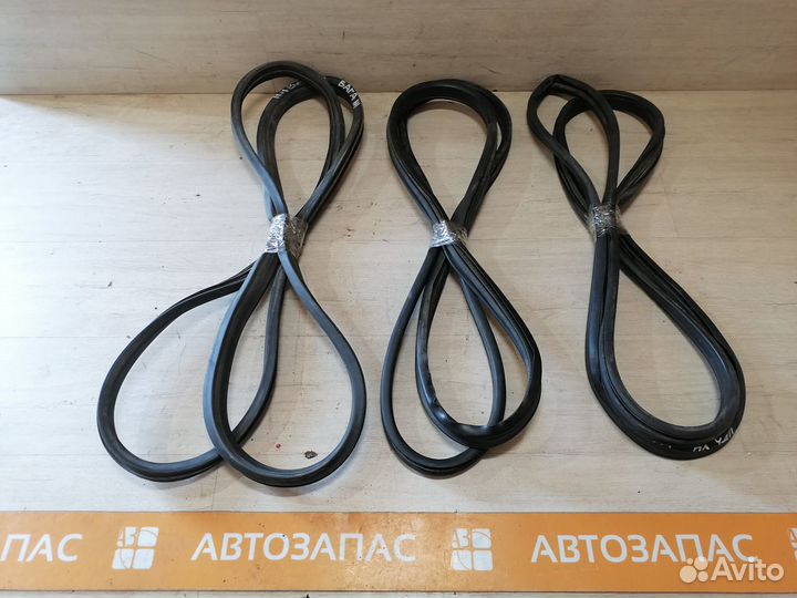 Уплотнитель двери бархотка Chevrolet Niva Нива