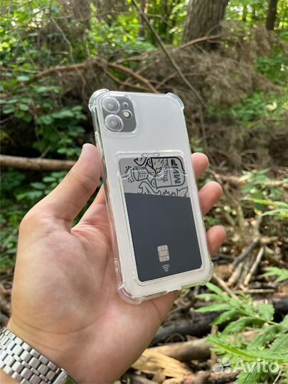 Чехол на iPhone с карманом для карты