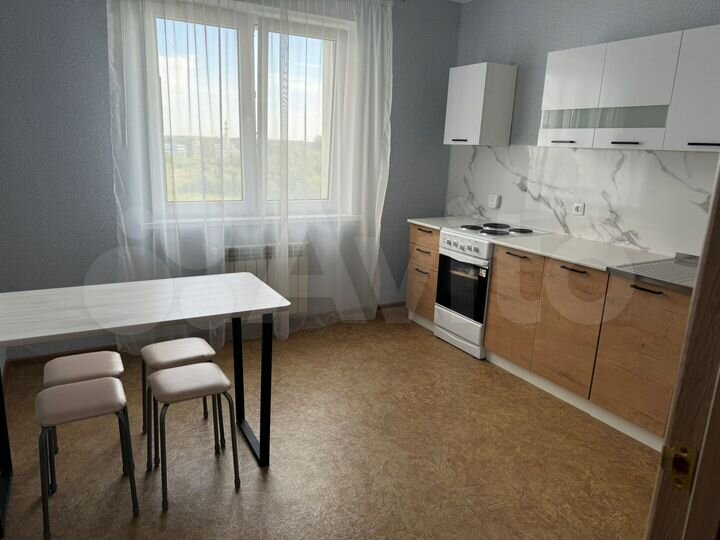 1-к. квартира, 42 м², 7/18 эт.