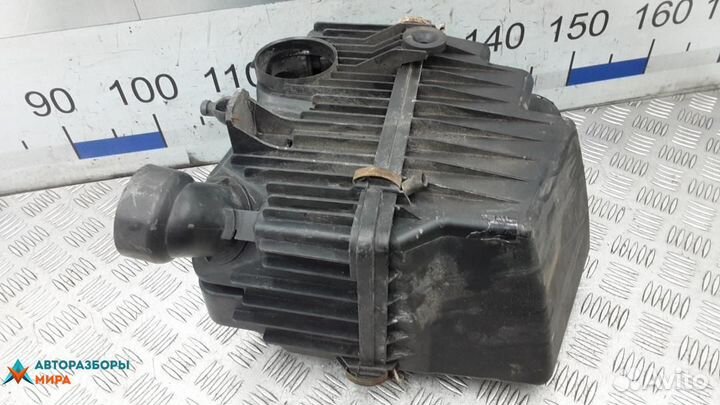 Корпус воздушного фильтра Mazda CX-7 2008