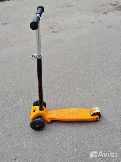 Самокат детский трехколесный Kreiss