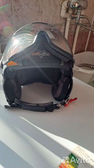 Шлем горнолыжный