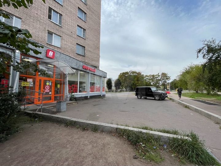 Торговая площадь, 694 м²