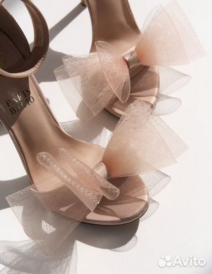 Босоножки женские 37 размер с бантом