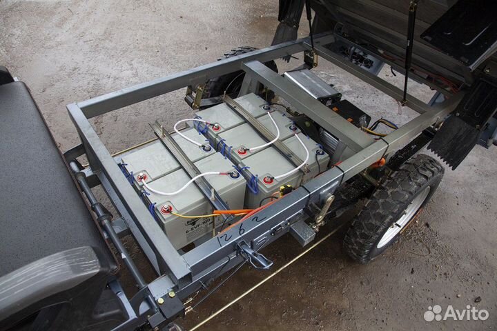 Грузовой электротрицикл Rutrike Титан Next 2000