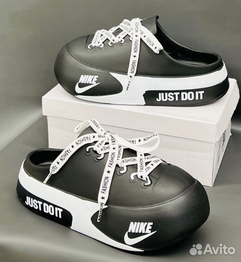 Тапочки Nike женские сланцы шлепанцы стильные Найк