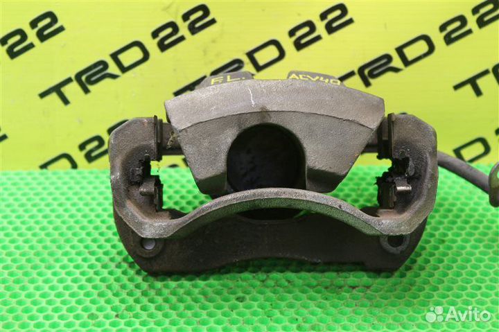 Суппорт тормозной передний левый Toyota Camry