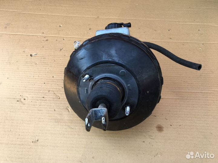 Вакуумный усилитель тормозов BMW 3 E90 E91 E92 E93