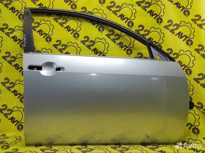 Дверь передняя правая Nissan Primera TP12 QR20DE