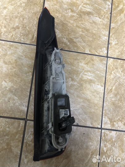 Фонарь задний левый Ford Fusion