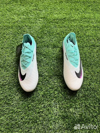 Бутсы. Бутсы Nike