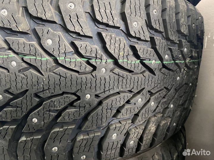 Nokian Tyres Hakkapeliitta 9 SUV 285/40 R22 110T