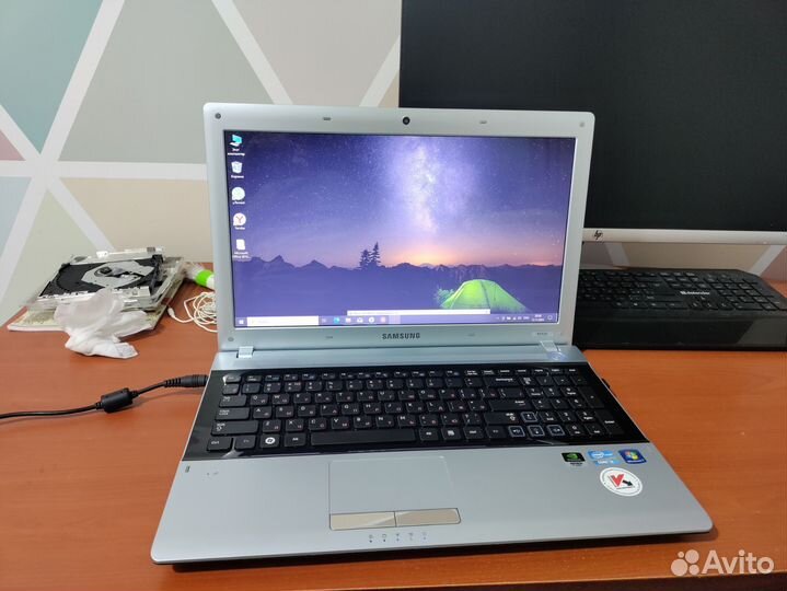 Samsung rv520