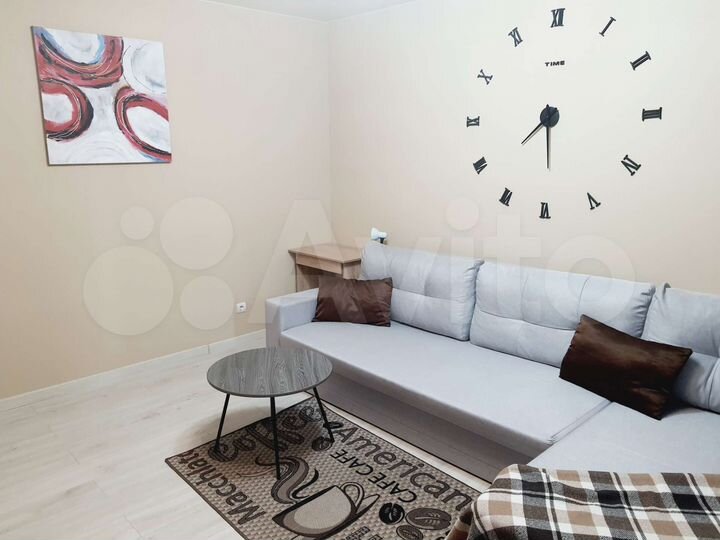 2-к. квартира, 70 м², 1/8 эт.