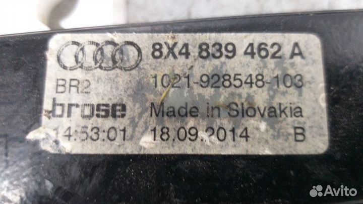 Стеклоподъемник механический задний правый Audi A1