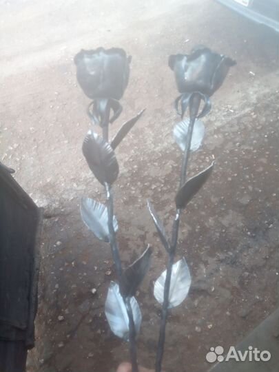 Кованая роза