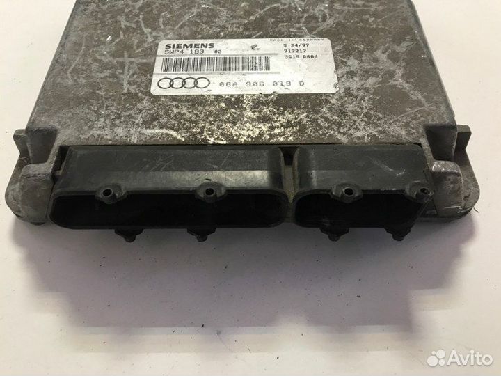 Электронный блок Audi A3 8L 1996-2003