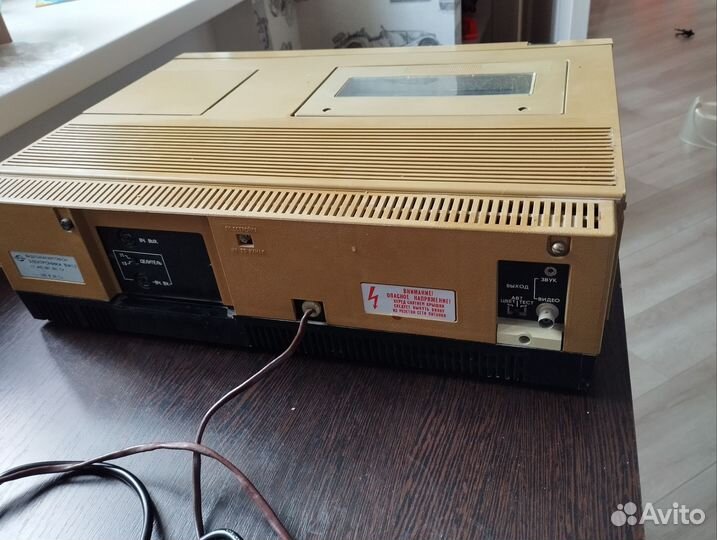 Видеомагнитофон электроника вм 12