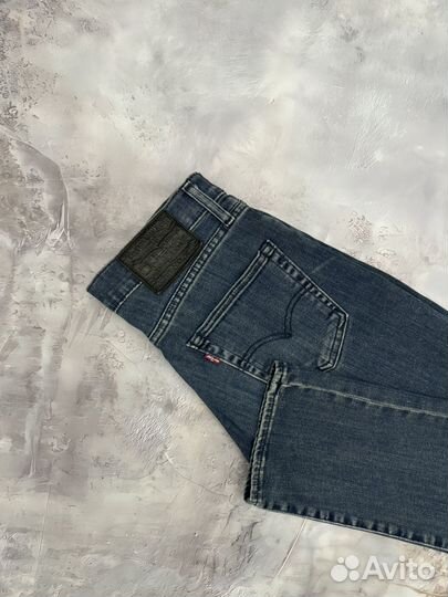 Джинсы Levis 511 оригинал