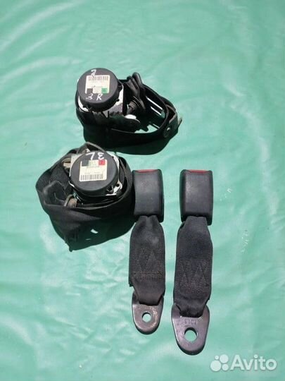 Ремень безопасности задний Opel Astra H