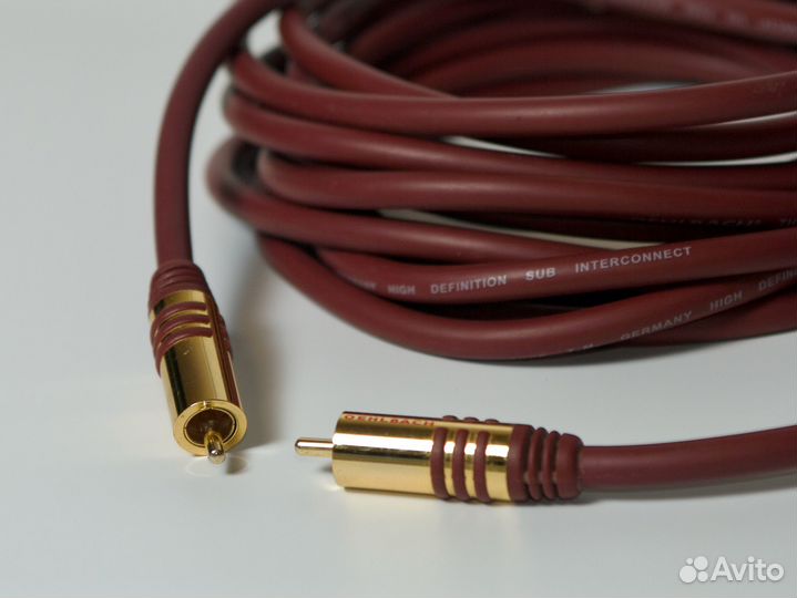 Кабель Oehlbach rca-rca для сабвуфера 5м