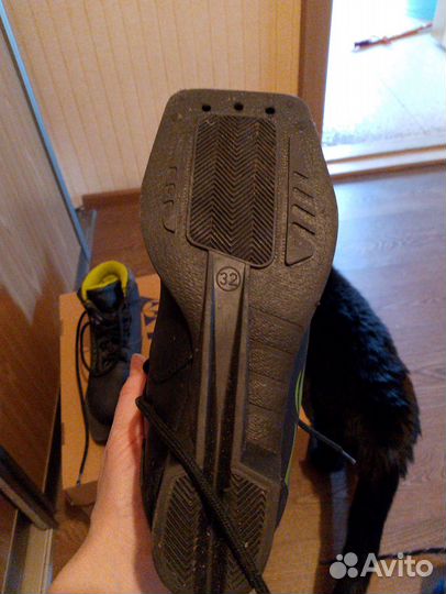 Лыжные ботинки 32 р