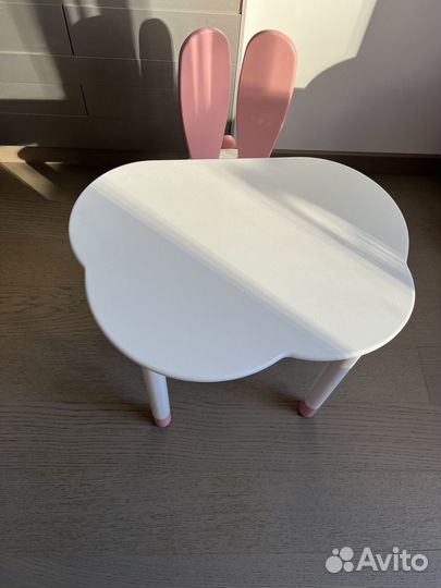 Детский стол и стульчик