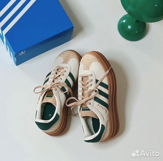 Кроссовки женские Adidas Gazelle Bold