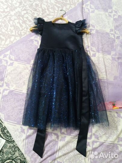 Платье праздничное примерно от 5 лет