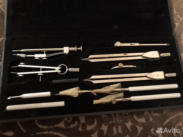 Готовальня для черчения