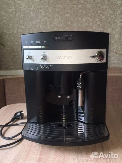 Кофемашина delonghi, Кофеварка, Капучинатором