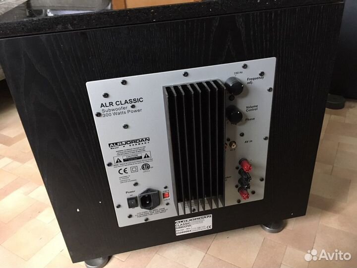 Hi-end сабвуфер ALR classic sub 300 / обмен