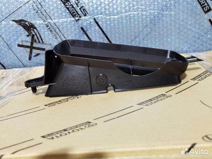 Диффузор радиатора Lexus Rx 4