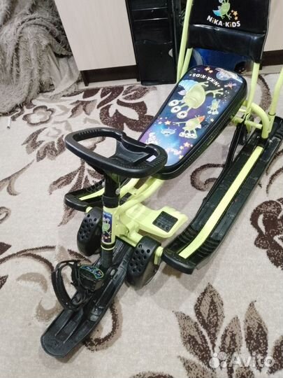 Детский снегокат с родительской ручкой