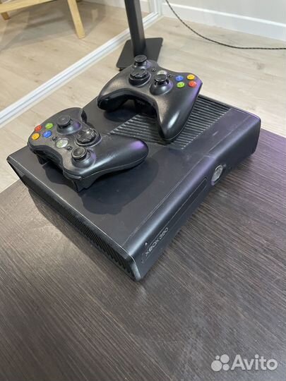 Xbox 360 прошитый freeboot 250gb