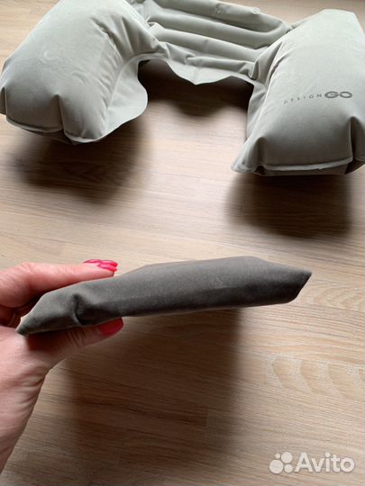 Подушка надувная в самолет 2 шт