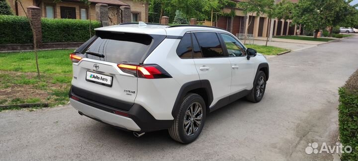 Toyota RAV4 2.0 CVT, 2023, 120 км