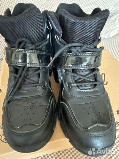 Ботинки демисезонные для девочки 35 размер