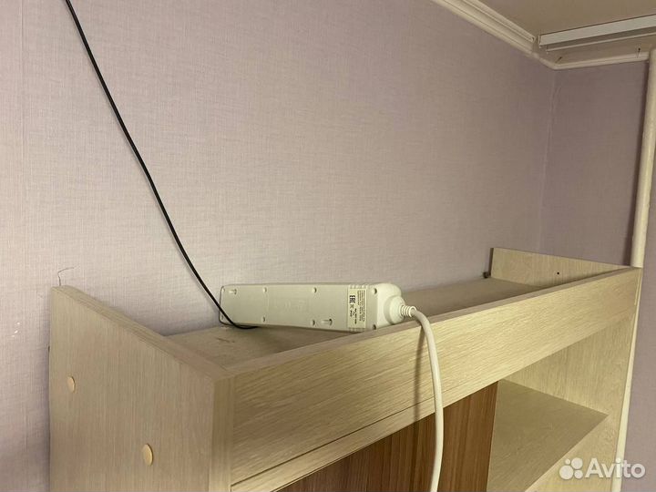 Полка настенная навесная