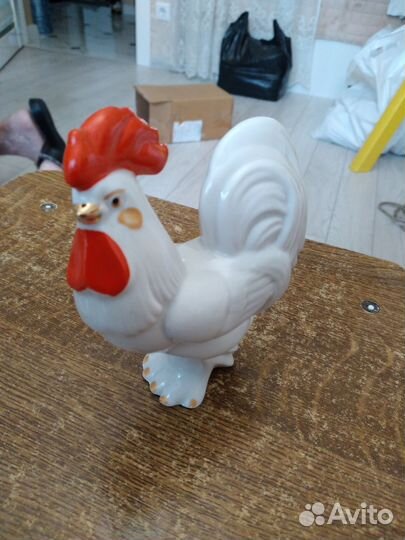 Статуэтка петушок
