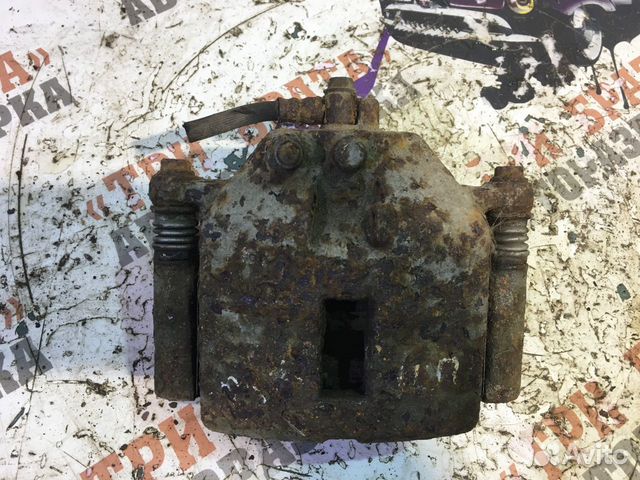 Ниссан Примьера Суппорт передний Прав